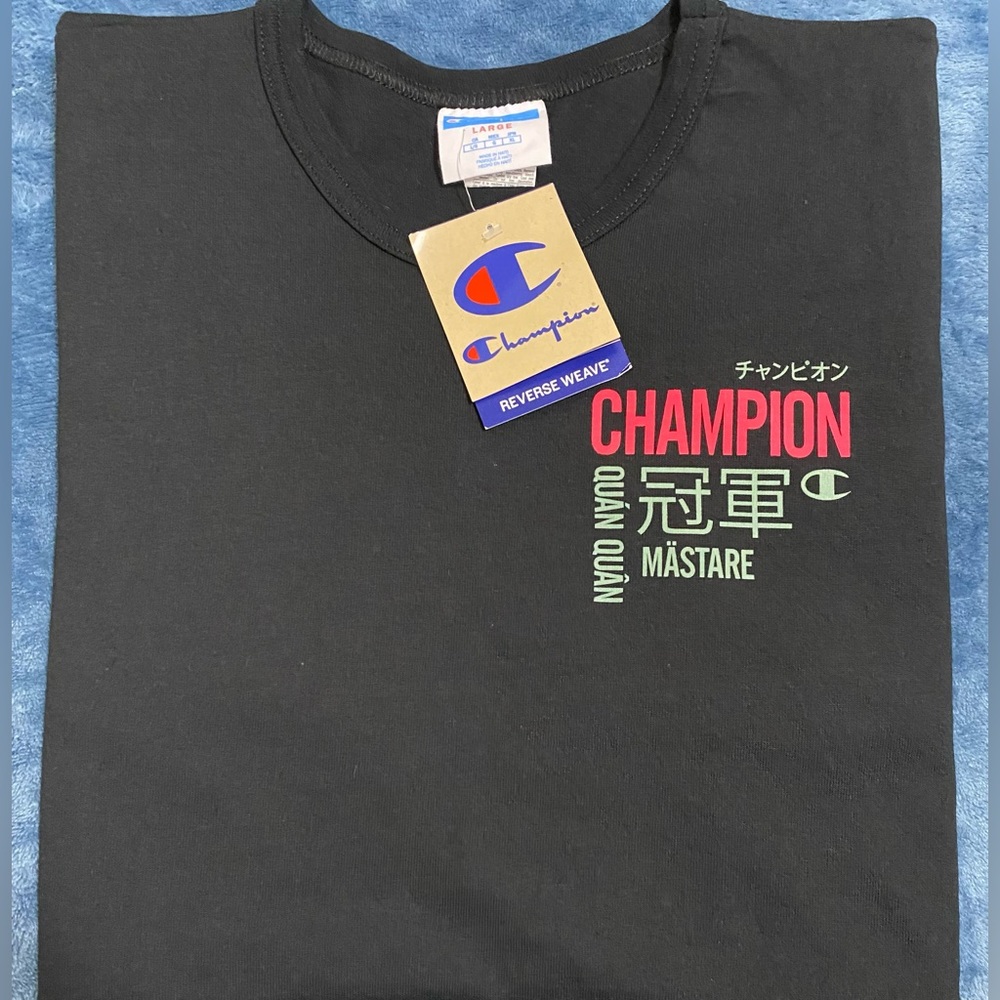 Men’s champion t shirt